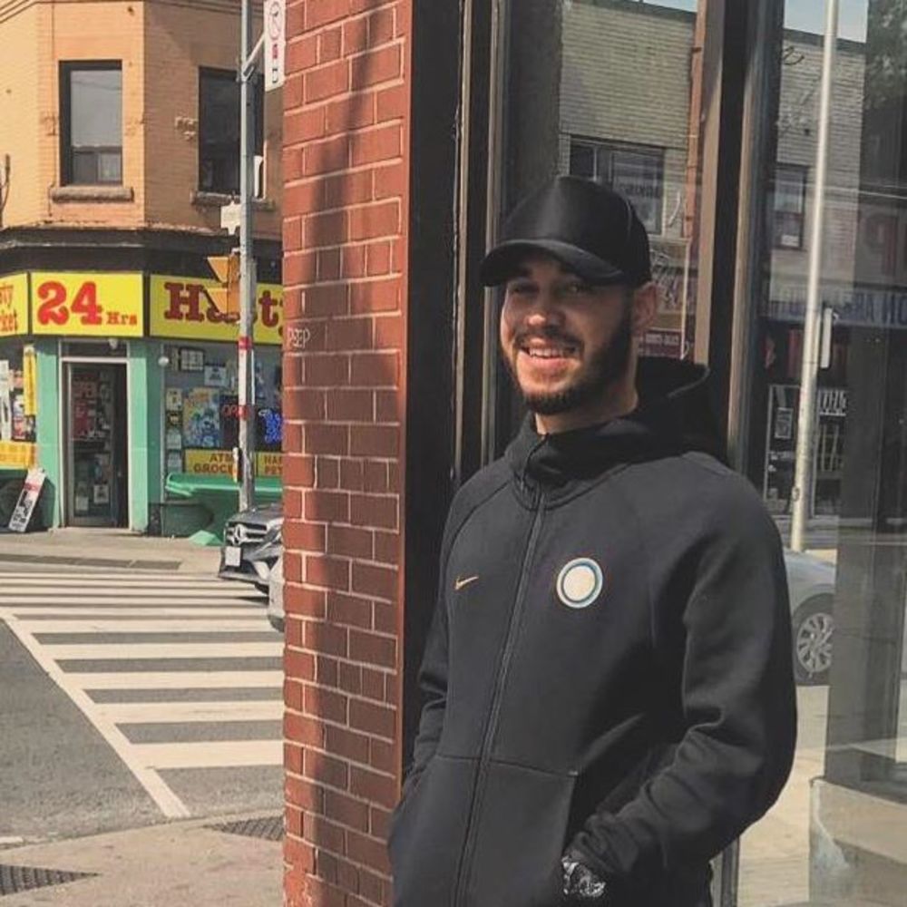 Meet your Posher, Diego